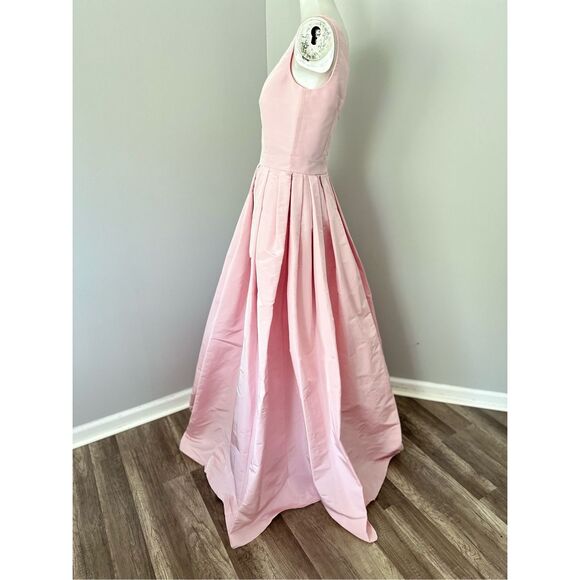 Alexander McQueen Pleated Silk Gown US 4 $4800 - Picture 5 of 10